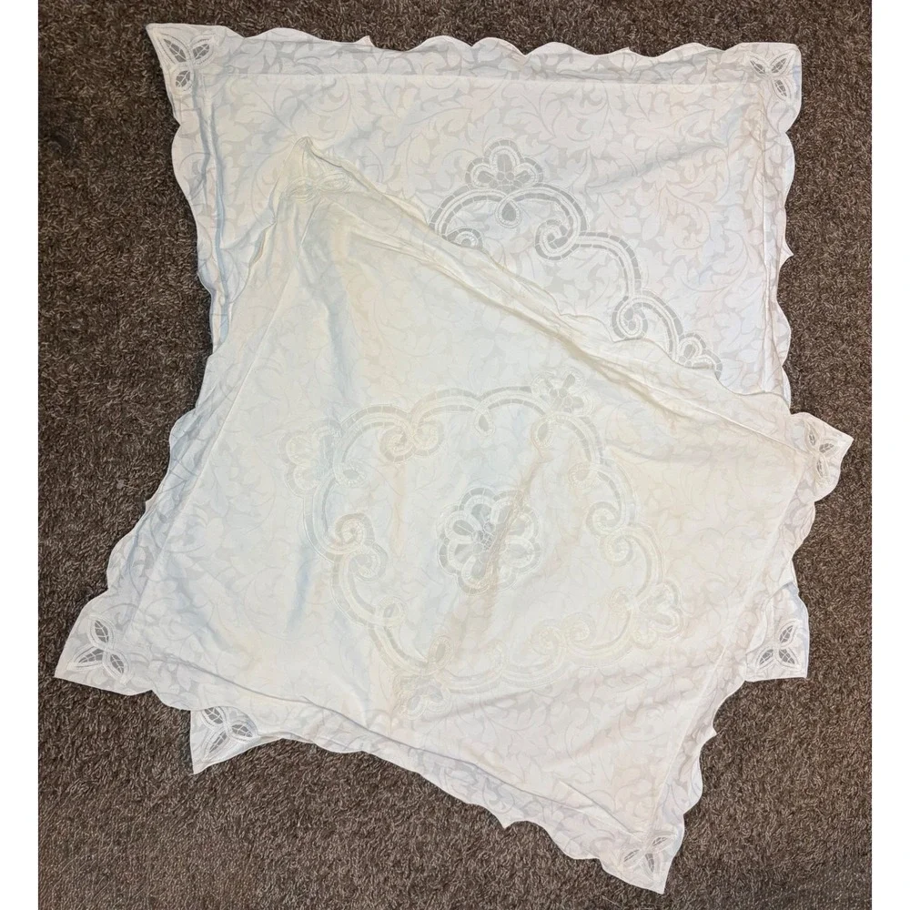 Vtg 90s White Cotton Cutwork Lace Embroidered Pillow Shams Set of 2 Scalloped